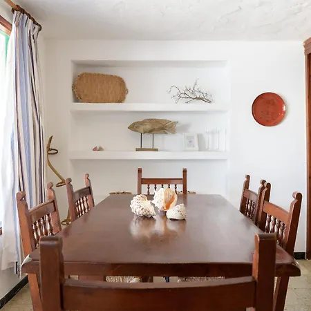 Chalet Caracolillos, La Casa