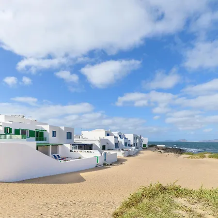 Caracolillos, La Casa Famara