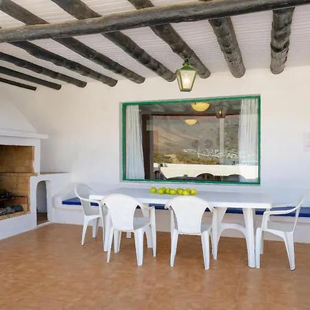 Caracolillos, La Casa شاليه