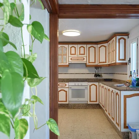 Caracolillos, La Casa Famara