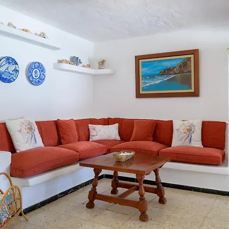 Caracolillos, La Casa *