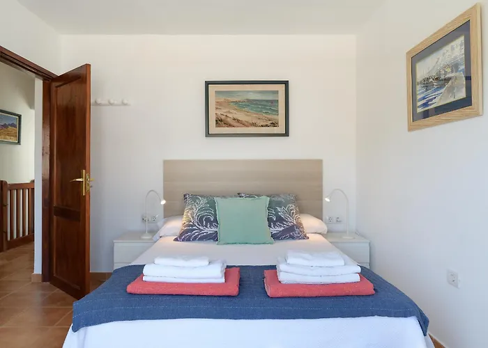 Caracolillos, La Casa Famara