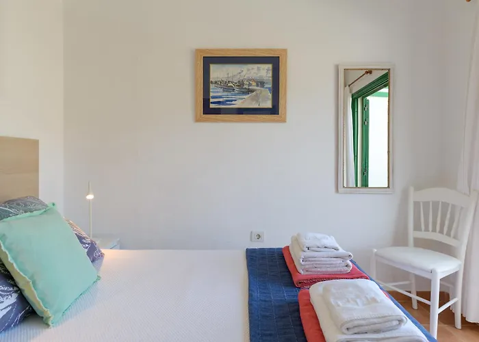 Chalet Caracolillos, La Casa Famara