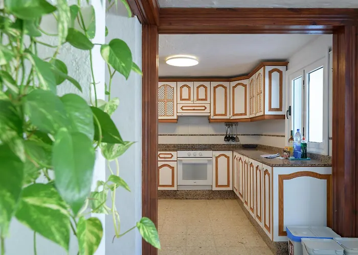 Caracolillos, La Casa Famara