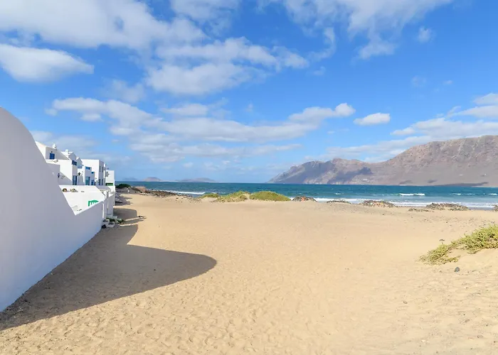 Caracolillos, La Casa Chalé Famara