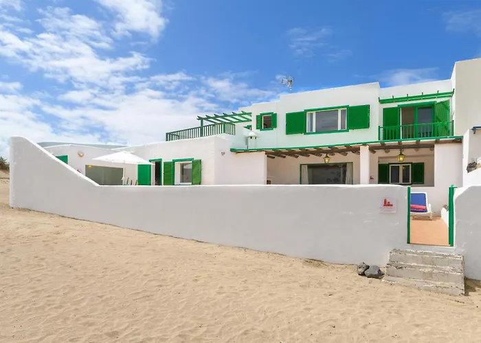 Caracolillos, La Casa Chalé Famara