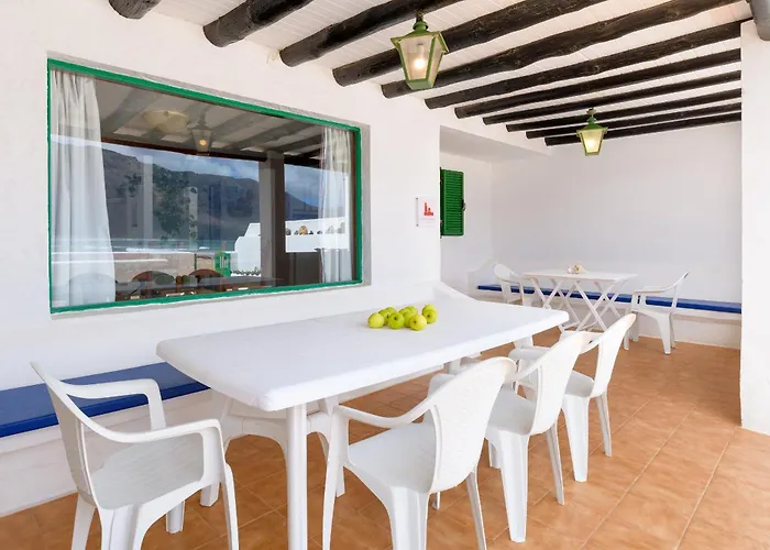 Chalé Caracolillos, La Casa *